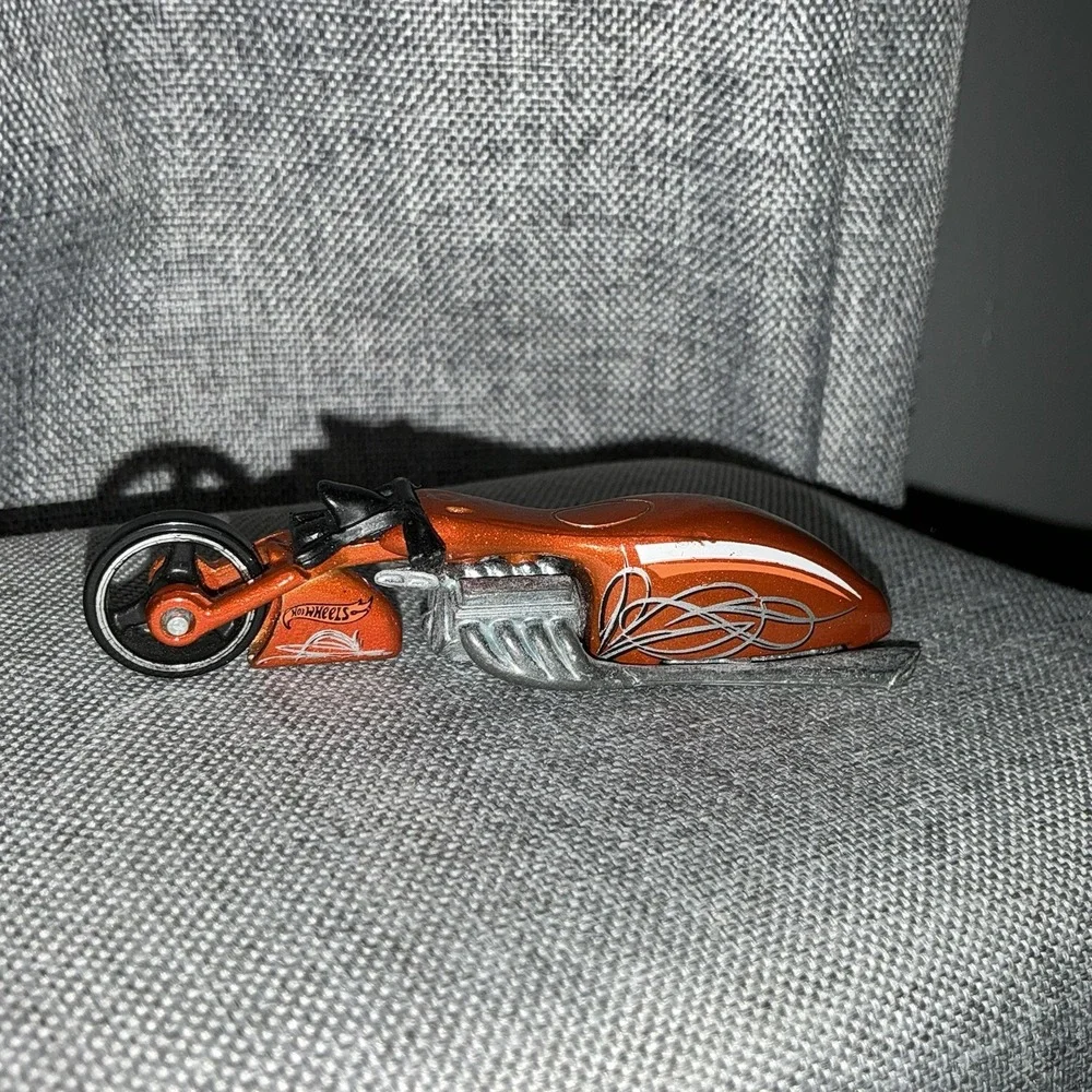 Motorcycle Hot Wheels Mattel 2003 Die cast Used Car Made In Malaysia Orange